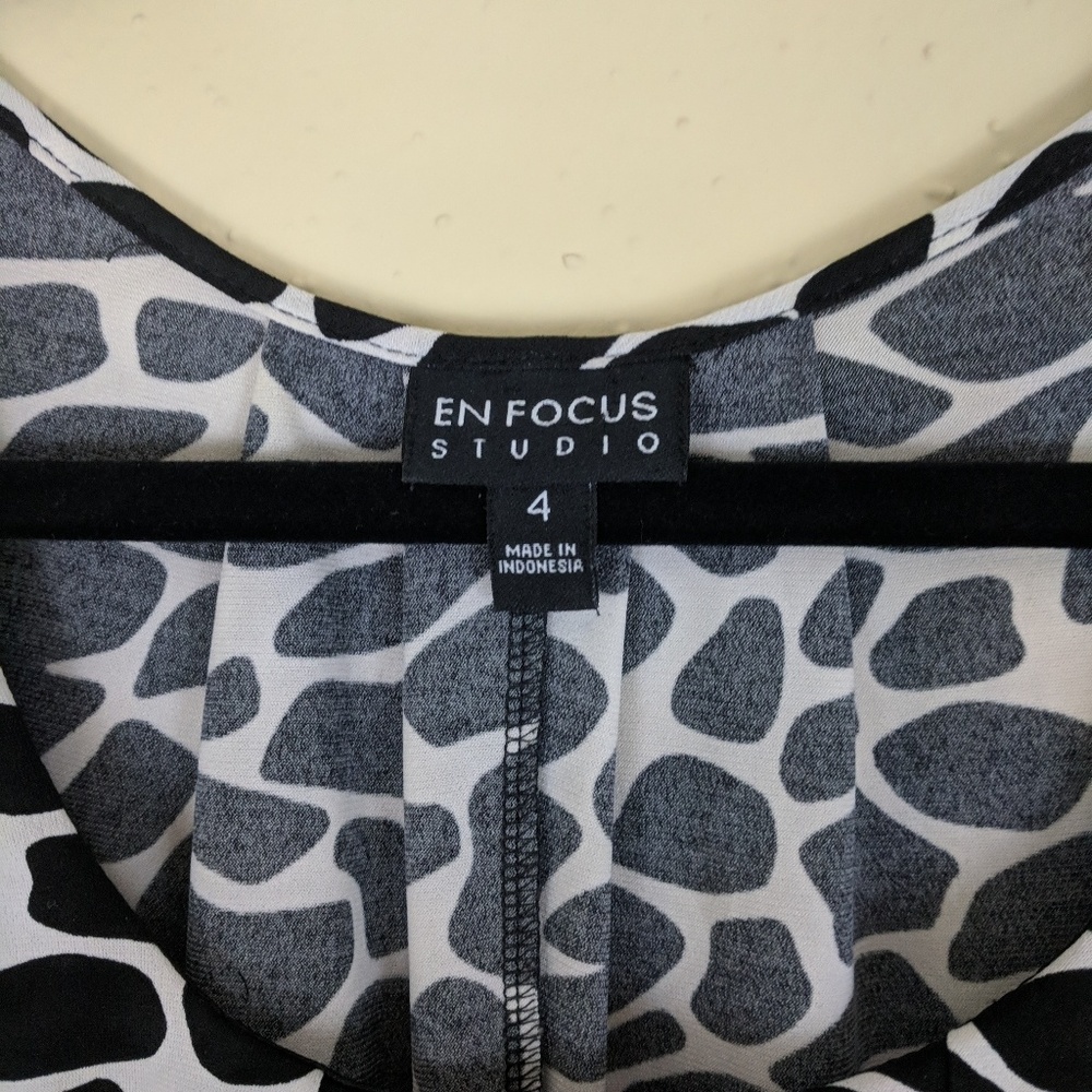 Animal Print Bodycon Cocktail Dress Size 4 - Picture 3 of 6